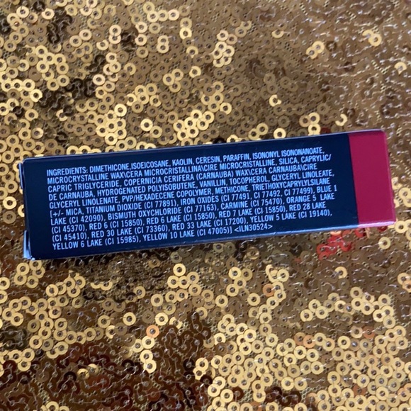 MAC Lipstick - Ruby Woo full size NEW - Picture 2 of 5
